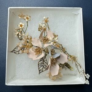 Bridal Hairpiece- brand new in box